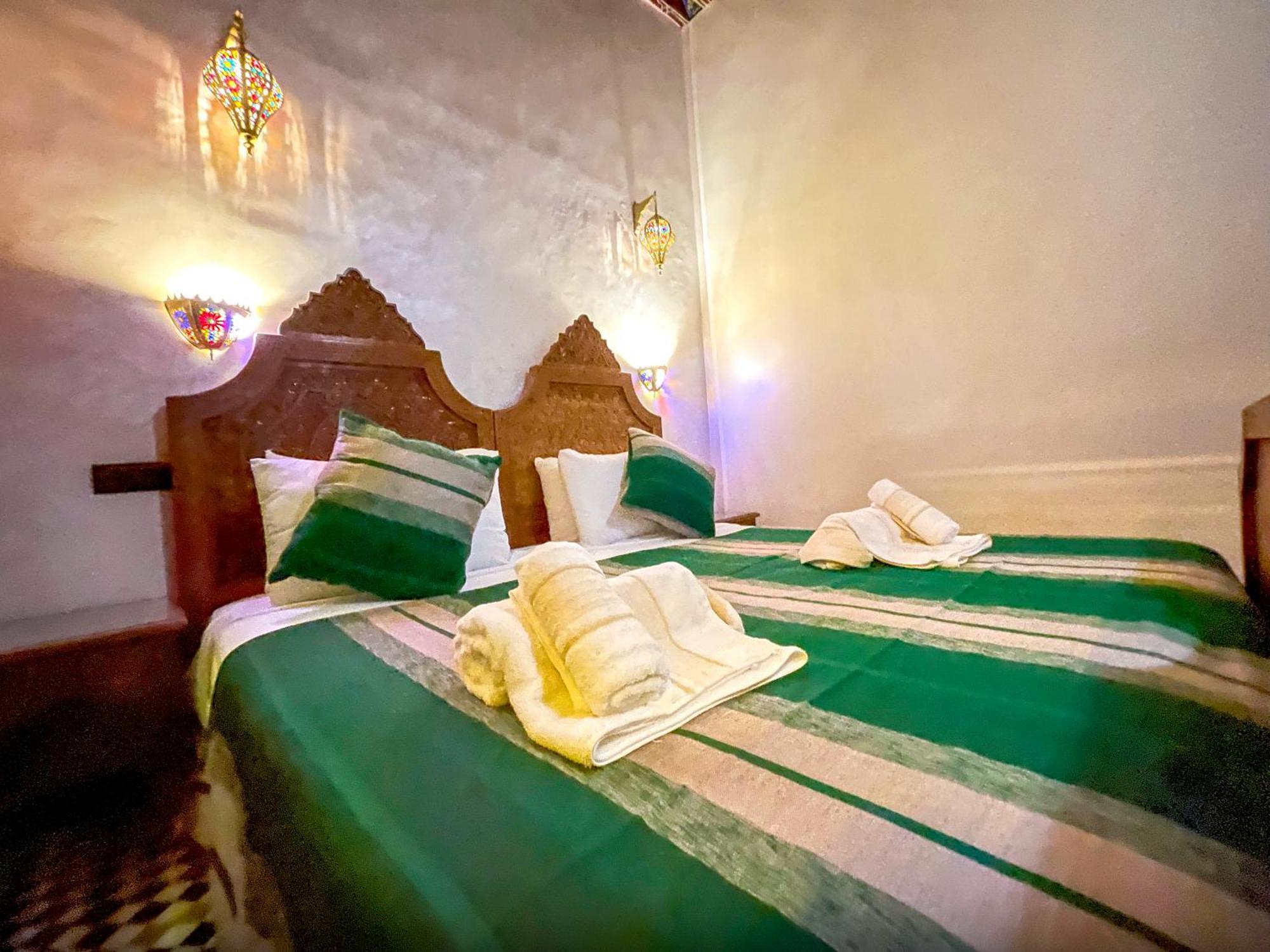 Riad Dar El Ouedghiri Fes Luaran gambar