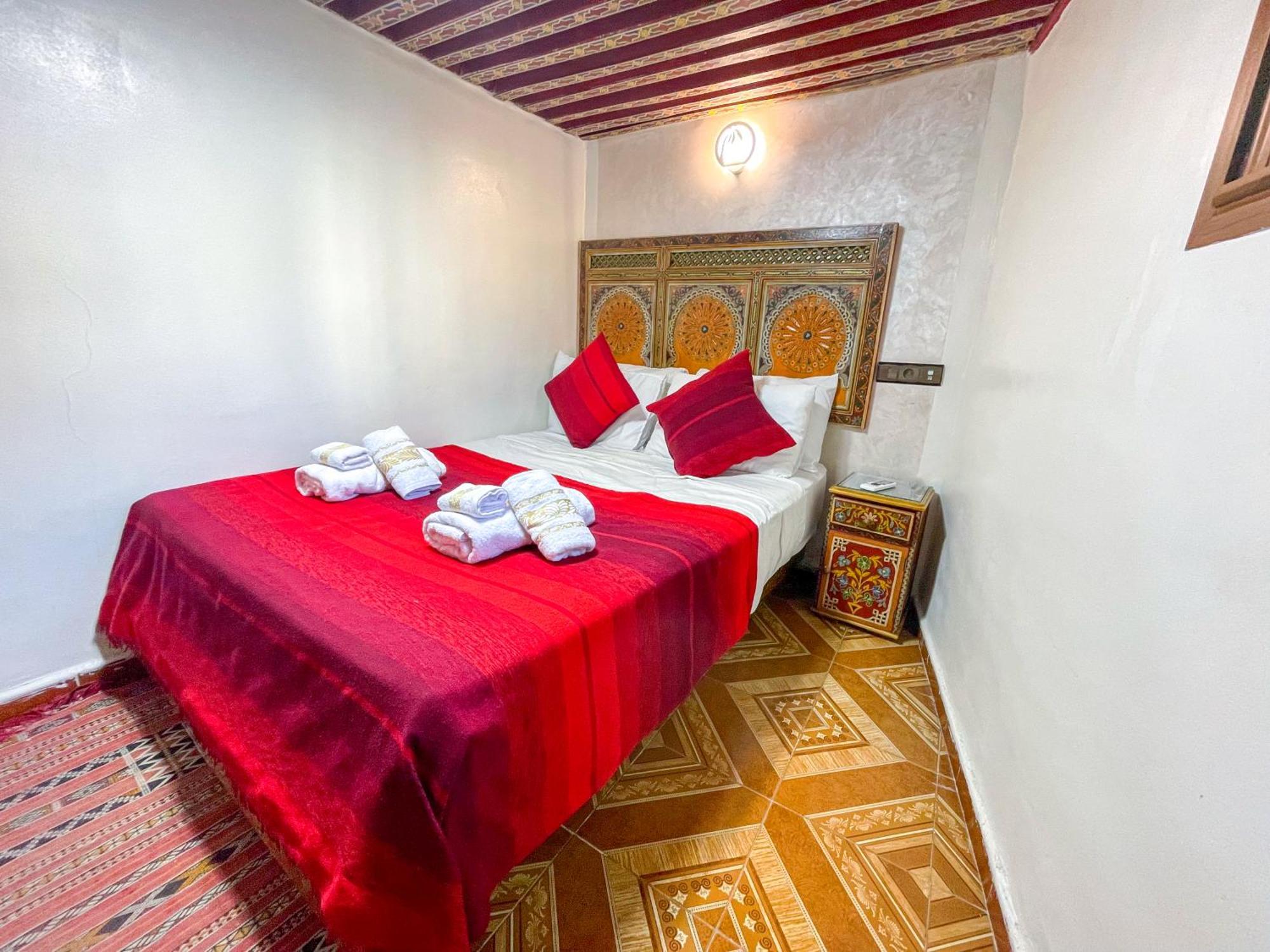 Riad Dar El Ouedghiri Fes Luaran gambar