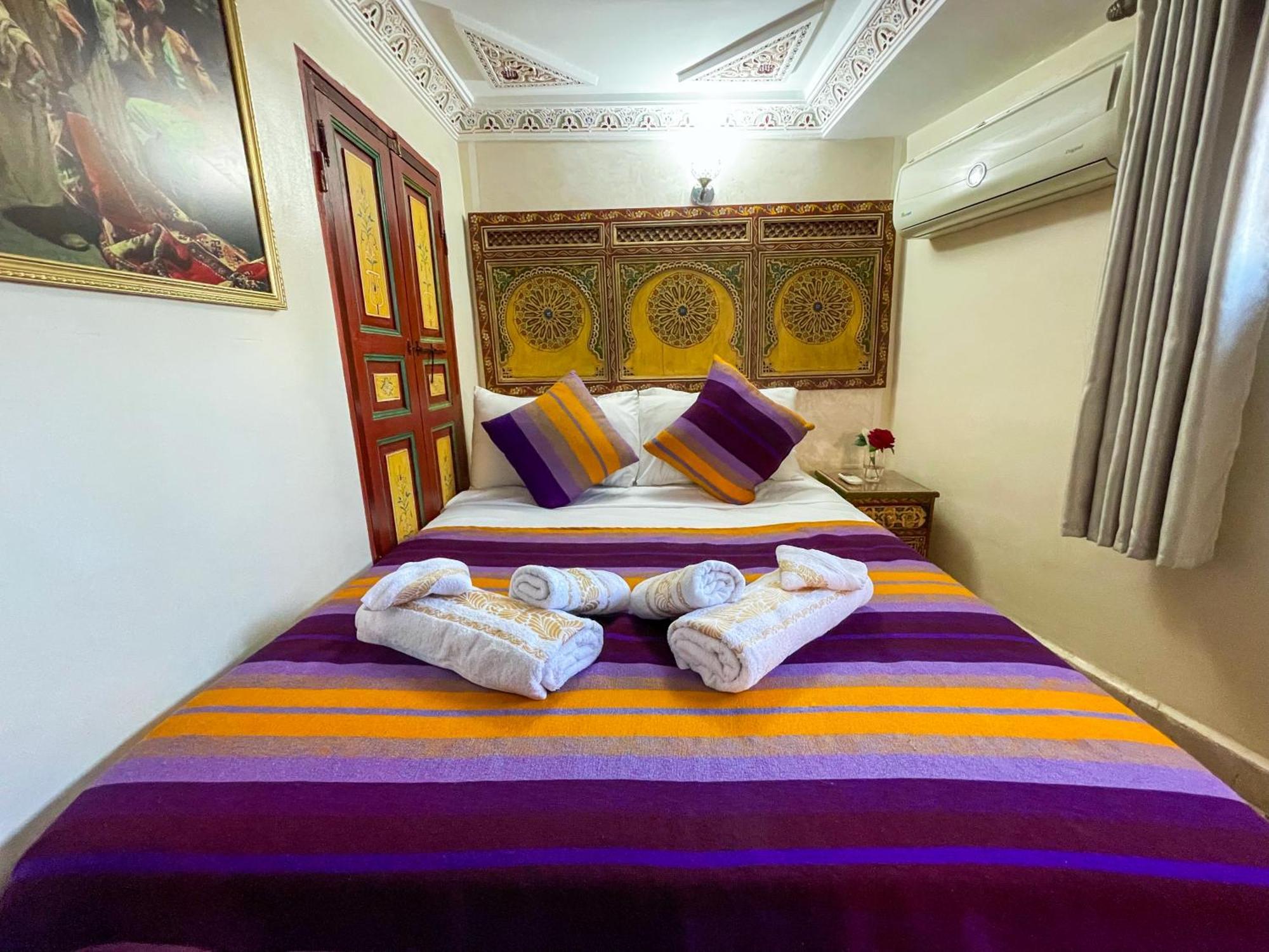Riad Dar El Ouedghiri Fes Luaran gambar