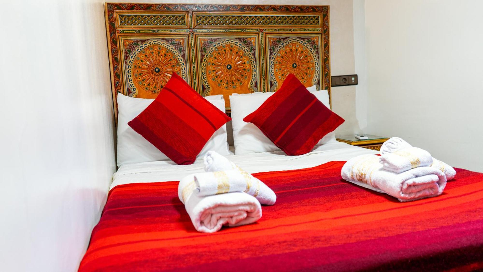 Riad Dar El Ouedghiri Fes Luaran gambar