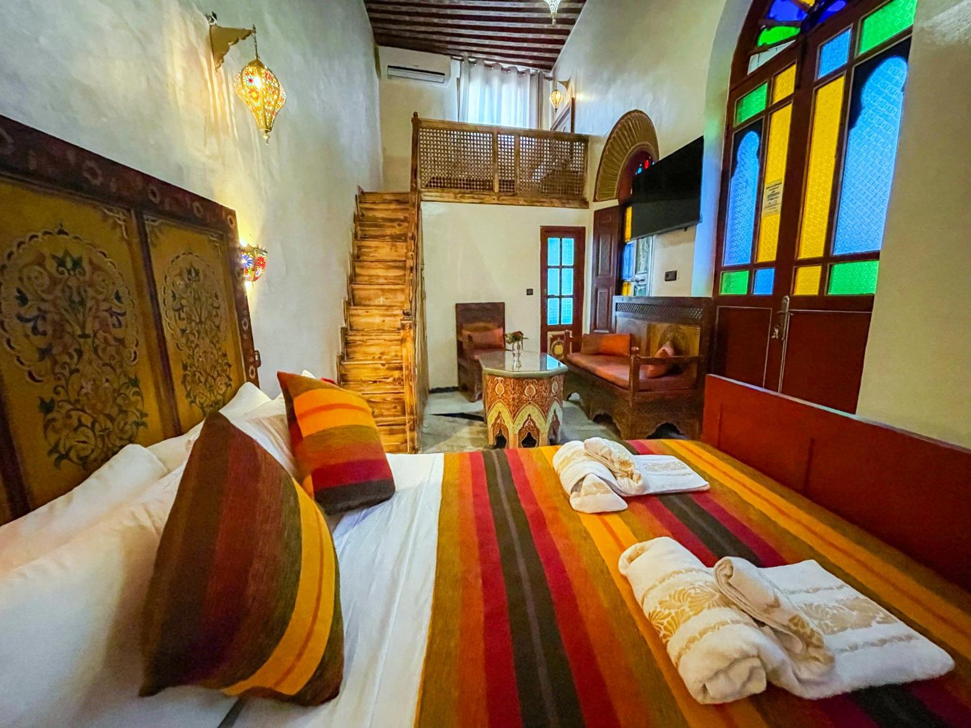 Riad Dar El Ouedghiri Fes Luaran gambar
