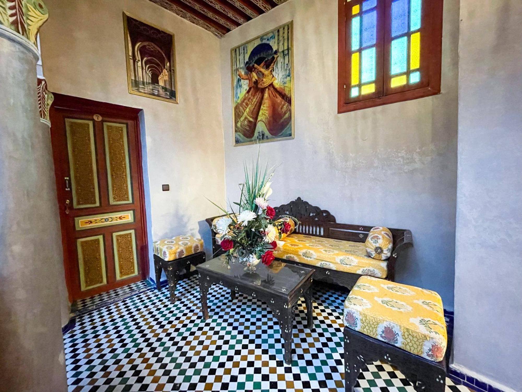 Riad Dar El Ouedghiri Fes Luaran gambar