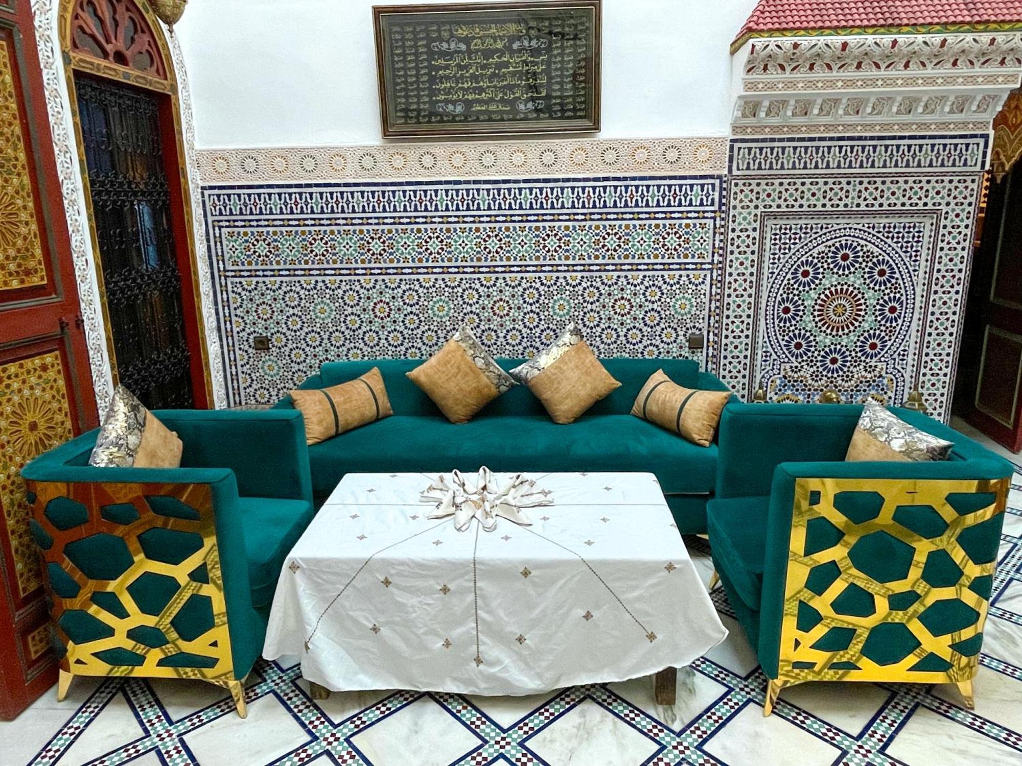Riad Dar El Ouedghiri Fes Luaran gambar
